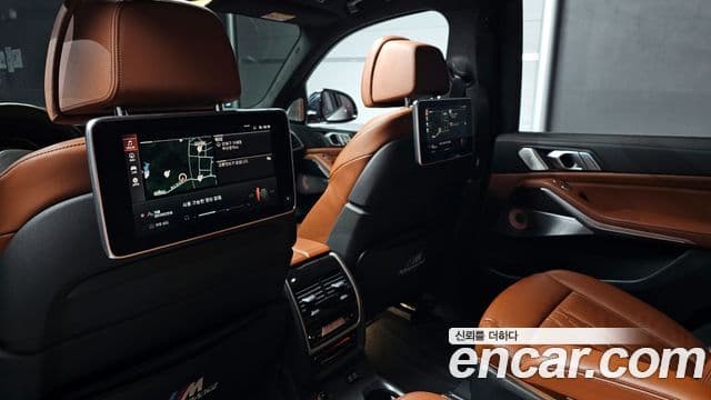 BMW X7 (G07) xDrive 40i M Sport 6인승, 2021 17