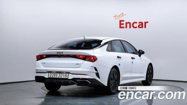 Kia K5 гибрид 3세대 Trendy, 2023 2
