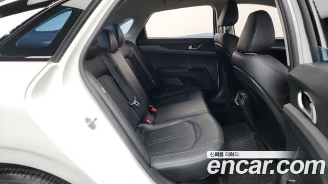 Kia K5 гибрид 3세대 Trendy, 2023 12