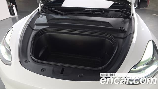 Tesla модель Y, 2024 6