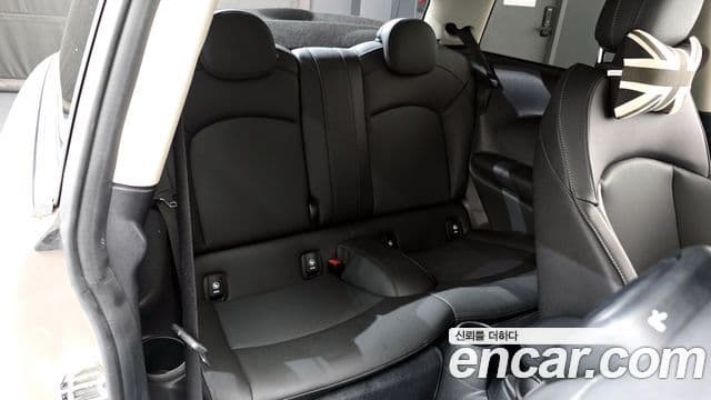 Mini Cooper 3세대, 2024 12