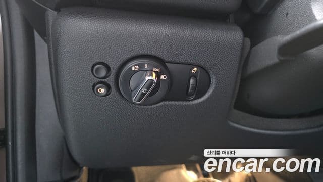 Mini Cooper 3세대, 2024 13