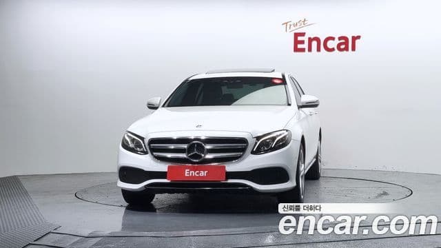 Mercedes-Benz E-класс W213 Avantgarde, 2018 3