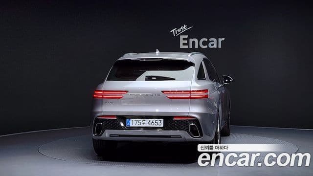 Genesis GV70, 2023 4