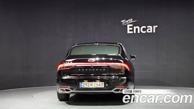 Hyundai The / новый New Grandeur IG гибрид Calligraphy, 2022 4