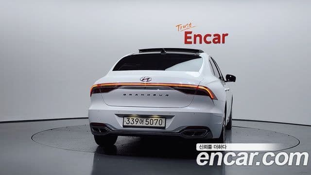 Hyundai The / новый New Grandeur IG гибрид Calligraphy, 2022 4