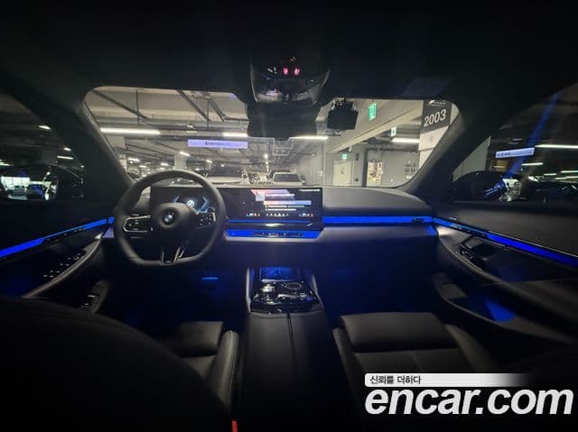BMW 5시리즈 (G60) 530i xDrive M Sport, 2025 9