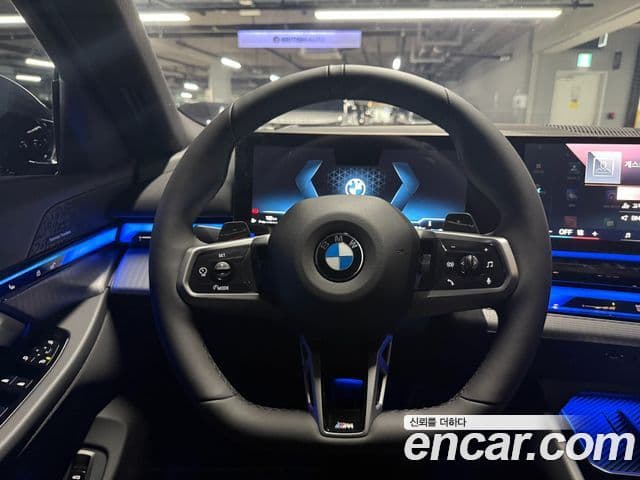 BMW 5시리즈 (G60) 530i xDrive M Sport, 2025 10