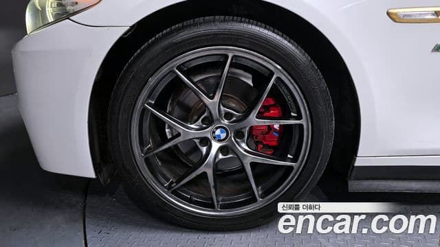 BMW 5시리즈 (F10) 520d M Sport, 2013 все фото