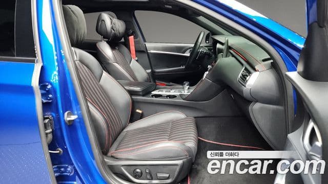 Genesis G70 Sport пакет, 2018 11