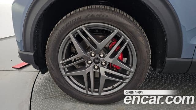 Ford Explorer 6세대 2.3 ST-Line 4WD, 2025 все фото