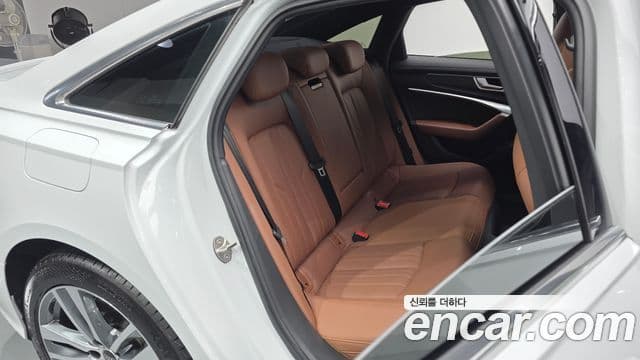 Audi A6 (C8) Premium, 2021 12