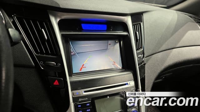 Hyundai YF Sonata Premier, 2011 15