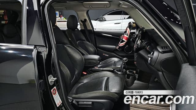 Mini Cooper S 3세대, 2015 10