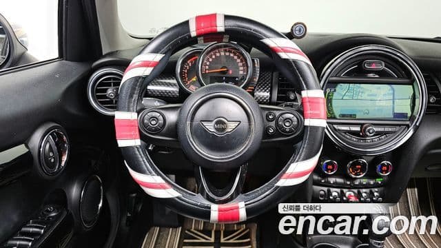 Mini Cooper S 3세대, 2015 13