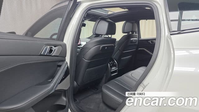 BMW X6 (G06) xDrive40i M Sport, 2025 17