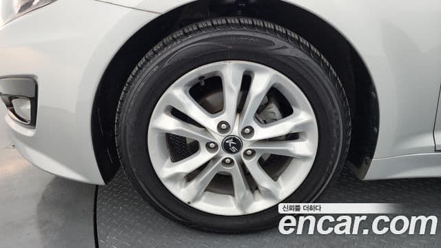 Kia K5 Luxury, 2011 все фото