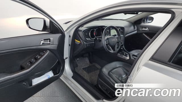 Kia K5 Luxury, 2011 10