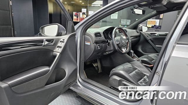 Volkswagen Гольф 6세대 2.0 GTI 5도어, 2011 11