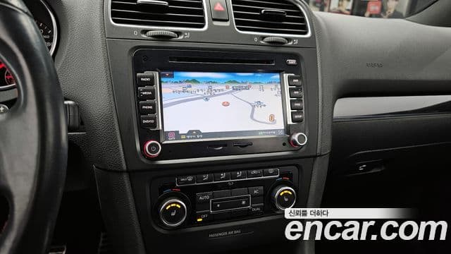 Volkswagen Гольф 6세대 2.0 GTI 5도어, 2011 14