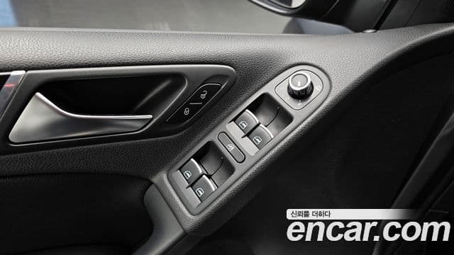 Volkswagen Гольф 6세대 2.0 GTI 5도어, 2011 17