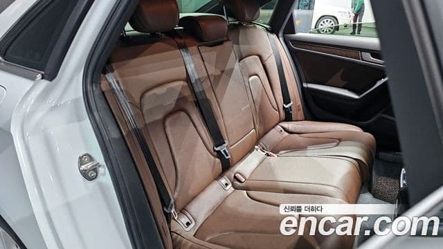 Audi New A4 B8, 2015 12