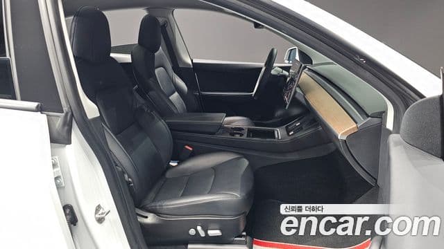 Tesla модель Y Long Range, 2021 12