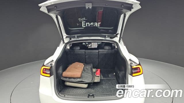 Tesla модель Y Long Range, 2021 20