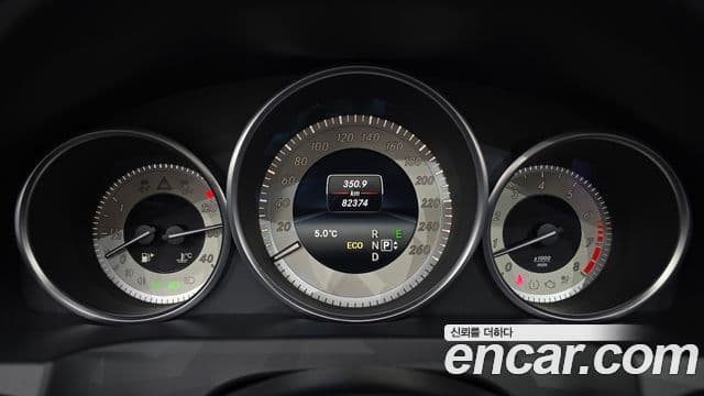 Mercedes-Benz E-класс W212 E200 кабриолет, 2014 8