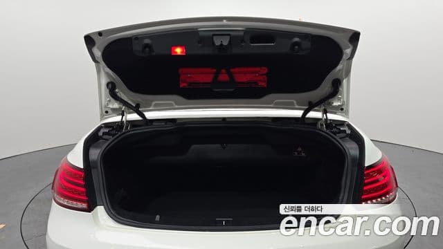 Mercedes-Benz E-класс W212 E200 кабриолет, 2014 20