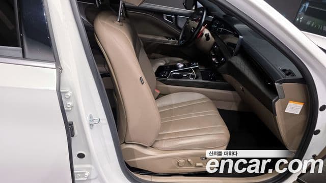 Kia K8 гибрид Noblesse, 2022 12