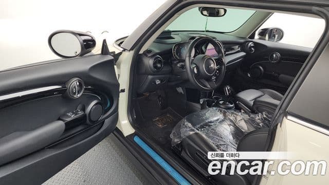 Mini Cooper S 3세대, 2022 10