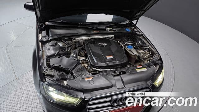 Audi New A4 B8, 2015 6