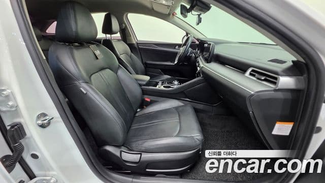 Kia K5 гибрид 3세대 Prestige, 2020 10