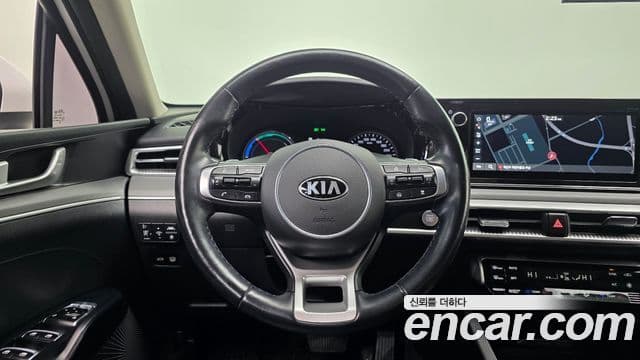 Kia K5 гибрид 3세대 Prestige, 2020 14