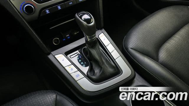 Hyundai Avante AD 1.6 GDI Smart, 2017 9