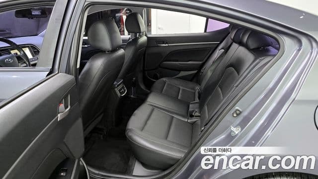 Hyundai Avante AD 1.6 GDI Smart, 2017 13