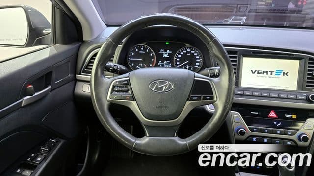 Hyundai Avante AD 1.6 GDI Smart, 2017 14
