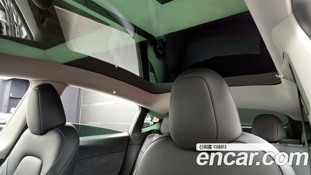 Tesla модель Y Long Range AWD, 2024 18