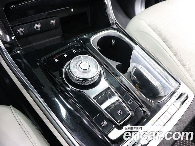 Kia Carnival 4세대 Signature, 2021 8