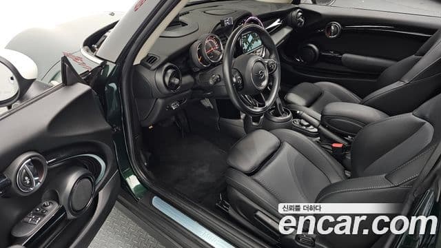 Mini Cooper 3세대, 2019 11