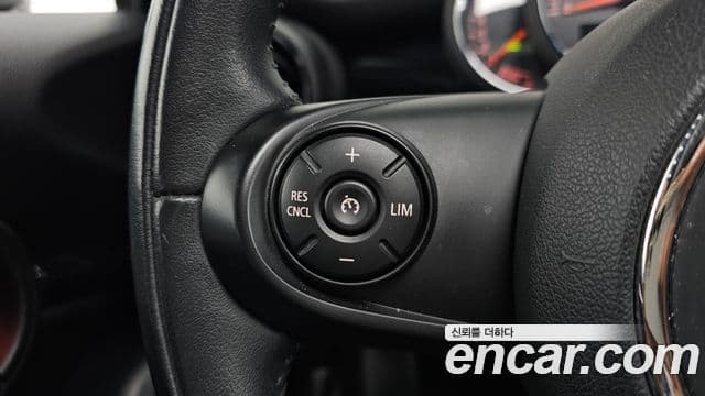 Mini Cooper 3세대, 2019 18