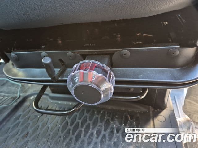 Hyundai 쏠라티 Luxury, 2024 9