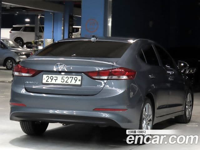 Hyundai Avante AD 1.6 GDI Value Plus, 2018 4