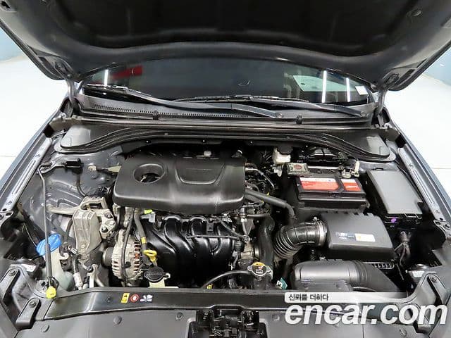 Hyundai Avante AD 1.6 GDI Value Plus, 2018 19