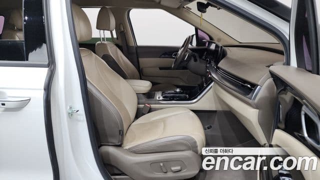 Kia Carnival 4세대 Signature, 2021 11