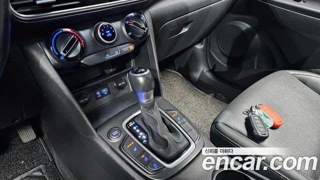 Hyundai Kona Modern Art, 2018 9