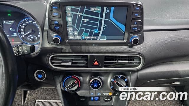 Hyundai Kona Modern Art, 2018 14