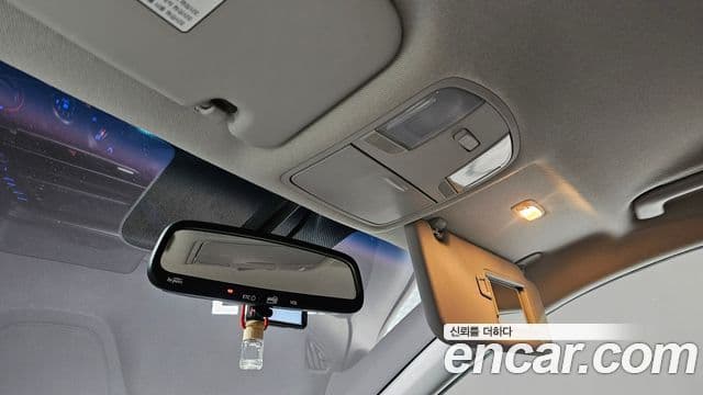 Hyundai Kona Modern Art, 2018 16