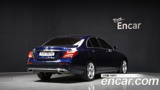 Mercedes-Benz E-класс W213 Avantgarde, 2017 2